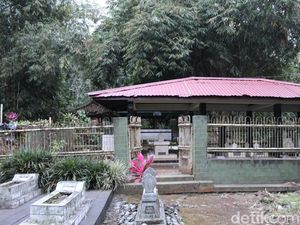 Cerita Kak Pras di Balik Pemindahan Makam Pak Kasur ke Purbalingga