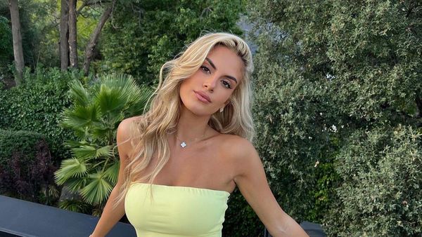 10 Potret Cantik Maria, Anak Pelatih Pep Guardiola yang Pacari Pemain Bola