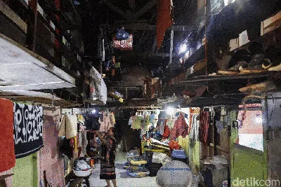 Potret Kehidupan di Pemukiman Terpadat Asia Tenggara
