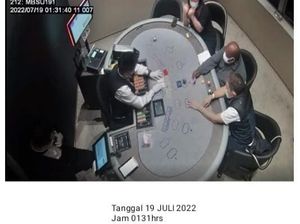 Lukas Enembe Berjudi di Singapura, Ini Tempat dan Permainannya Lukas Enembe Berjudi di Singapura, Ini Tempat dan Permainannya