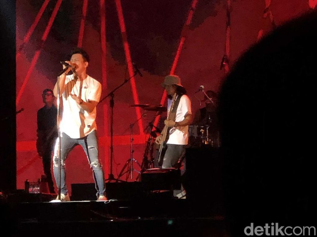 NOAH, Isyana dan Tulus Sukses Gebrak Panggung WTF 2022 NOAH, Isyana dan Tulus Sukses Gebrak Panggung WTF 2022