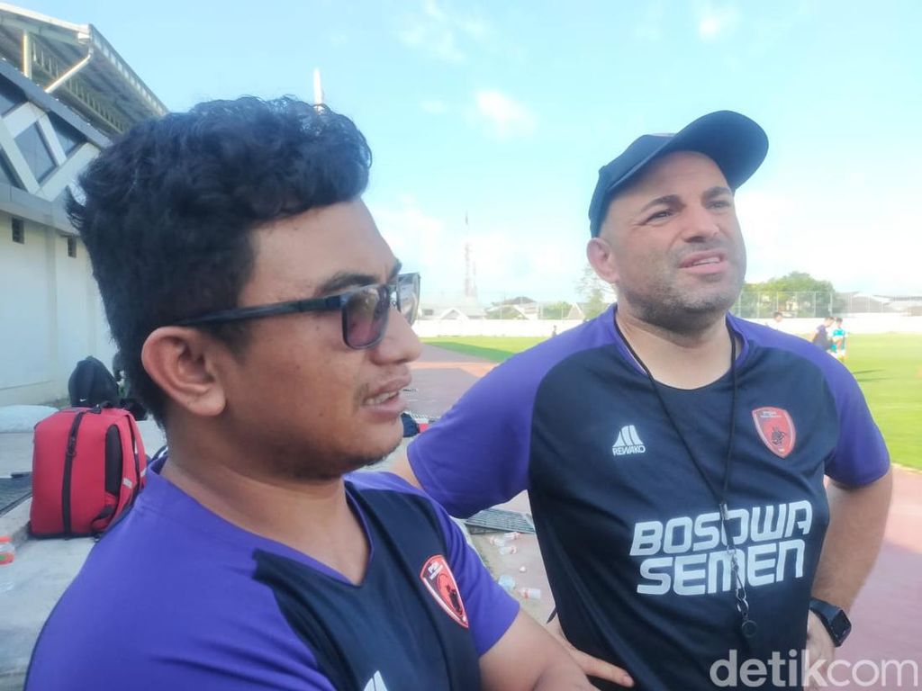 Pelatih PSM Takut Kritik Komdis PSSI Sanksi Pluim 5 Laga: Nanti Saya Dihukum Pelatih PSM Takut Kritik Komdis PSSI Sanksi Pluim 5 Laga: Nanti Saya Dihukum