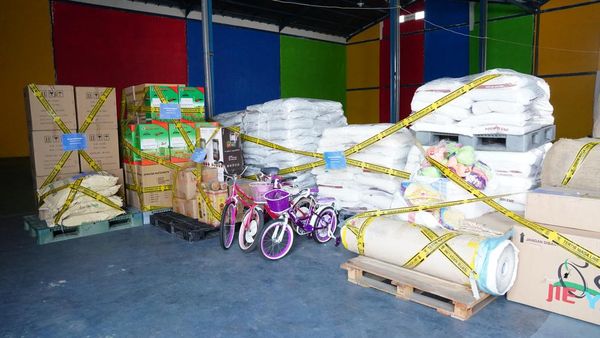 Pemusnahan Produk Ilegal Rp 11 Miliar di Sidoarjo