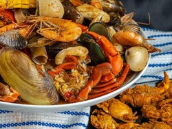 Di Bandung Bisa Makan Seafood Segar di 5 Tempat Ini