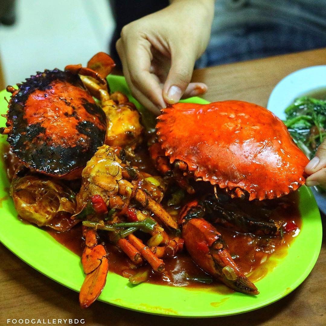 Tempat makan seafood enak di Bandung