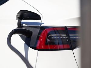 Kenapa Belum Banyak Dealer yang Jual Mobil Listrik Bekas? Kenapa Belum Banyak Dealer yang Jual Mobil Listrik Bekas?