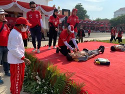 IKA Unair Beri Edukasi Penanganan Henti Jantung, Begini Tahapannya