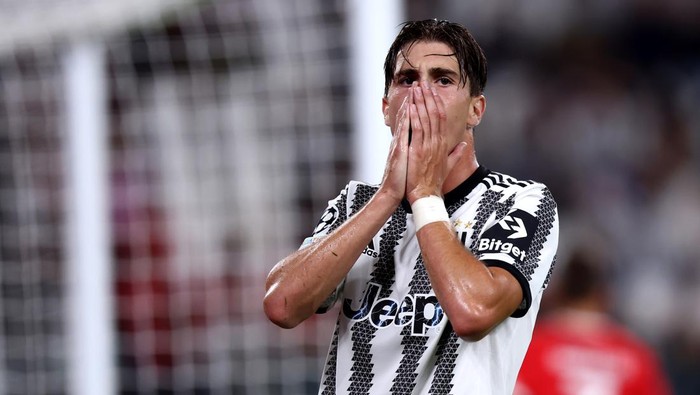 ALLIANZ STADIUM, TORINO, ITALY - 2022/09/14: Fabio Miretti of Juventus Fc  looks dejected during the Uefa Champions League Group H match between Juventus Fc and SL Benfica. SL Benfica wins 2-1 over Juventus Fc. (Photo by Marco Canoniero/LightRocket via Getty Images)