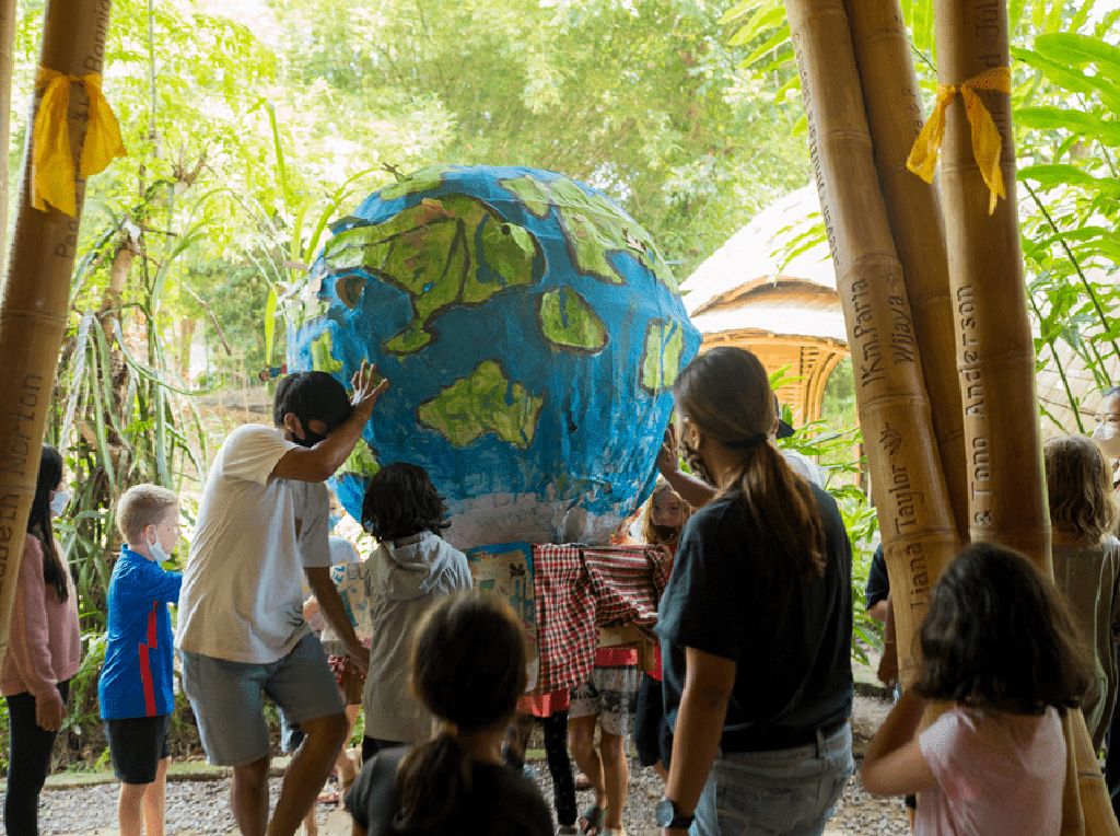 Keren! Green School Bali Raih 3 Besar Sekolah Terbaik Lingkungan Se-Dunia