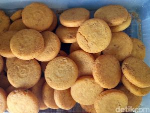 Mencicipi Gurih dan Renyahnya Comro ala Ganeas Sumedang