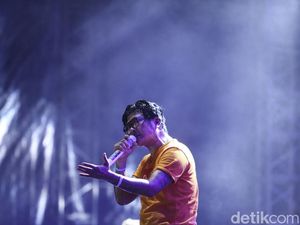 Lirik Lagu Kangen Band-Kehilanganmu Berat Bagiku yang Lagi Trending