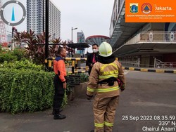 Kebakaran Terjadi di Gedung LTC Glodok, 11 Damkar Dikerahkan