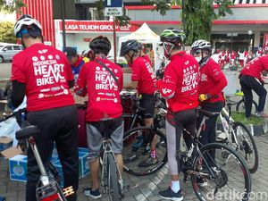 Serunya Indonesia Heart Bike di Semarang, Tua-Muda Gowes Keliling Kota