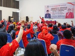 Kader Perempuan PDIP Surabaya Didorong Berkiprah di Tengah Masyarakat