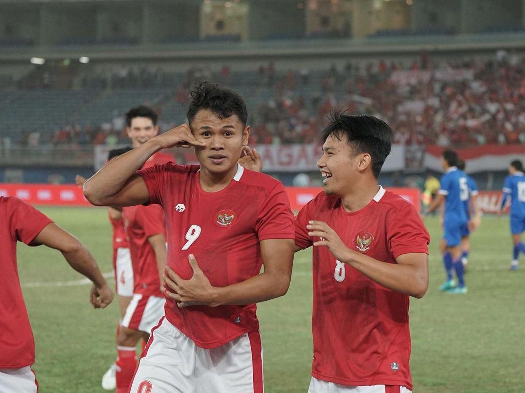 Dimas Drajad Lega Kembali Dipercaya Dipanggil ke Timnas Indonesia Dimas Drajad Lega Kembali Dipercaya Dipanggil ke Timnas Indonesia