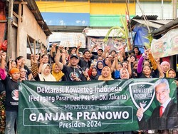 Kowarteg, PKL & Pedagang Pasar Kramat Jati Suarakan Ganjar Capres 2024