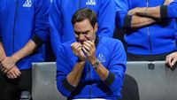 Tangis Roger Federer Saat Pensiun dari Dunia Tenis