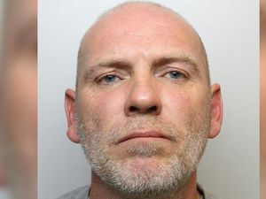 Sadis! Pria Ini Bunuh Istri di Malam Pertama, Mayat Disimpan di Koper