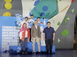 Veddriq Leonardo Juara Dunia Panjat Tebing 2022