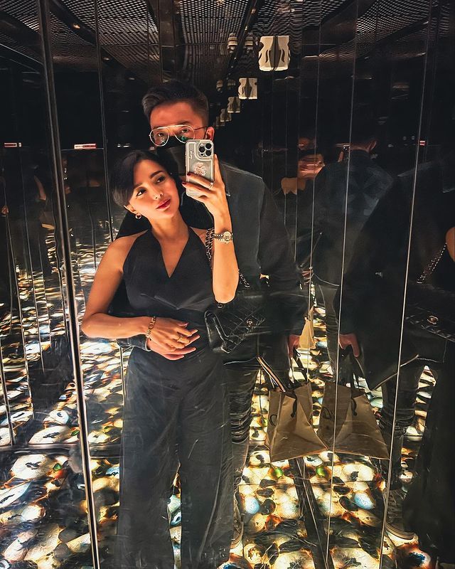 Wika Salim dan Max Adam
