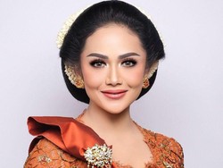 Rutin Perawatan, Krisdayanti: Biar Glowing, Lalat Kepleset