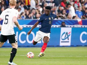 Aurelien Tchouameni Dipuji di Real Madrid dan di Timnas Prancis Aurelien Tchouameni Dipuji di Real Madrid dan di Timnas Prancis