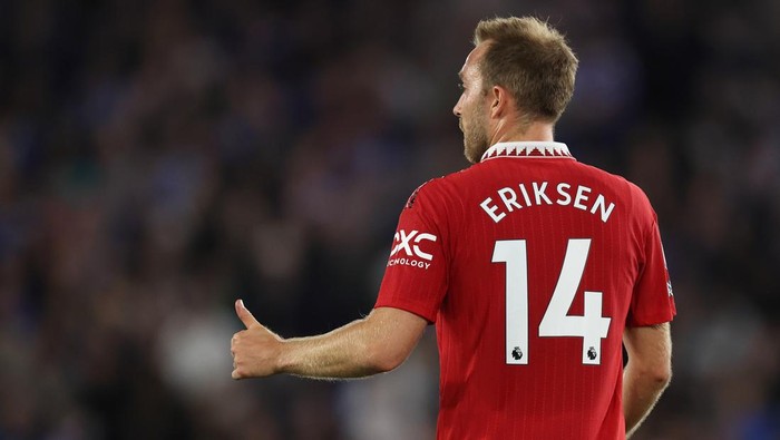 LEICESTER, ENGLAND - SEPTEMBER 01: Christian Eriksen of Manchester United during the Premier League match between Leicester City and Manchester United at The King Power Stadium on September 1, 2022 in Leicester, United Kingdom. (Photo by James Williamson - AMA/Getty Images)