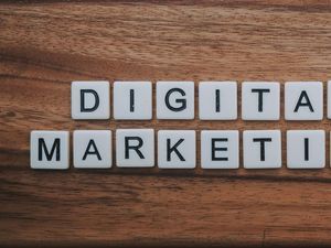 Skill yang Harus Dimiliki Lulusan Universitas di Era Digital Skill yang Harus Dimiliki Lulusan Universitas di Era Digital