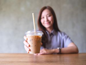 Video: Pemerintah Batal Terapkan Cukai Minuman Berpemanis Tahun Ini Video: Pemerintah Batal Terapkan Cukai Minuman Berpemanis Tahun Ini