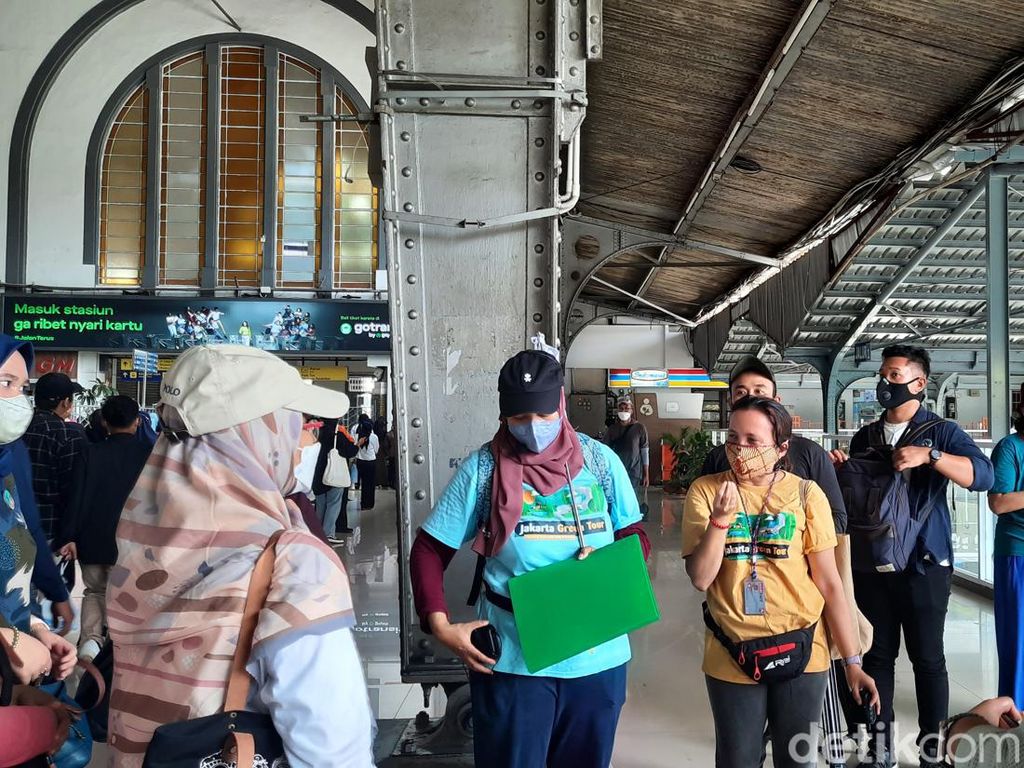 Tak Cuma Sejarah, Walking Tour Ini Soroti Sisi Berkelanjutan Jakarta Tak Cuma Sejarah, Walking Tour Ini Soroti Sisi Berkelanjutan Jakarta