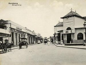 Ikhtiar Menyuguhkan Kota Bandung Menyerupai Masa Keemasannya Ikhtiar Menyuguhkan Kota Bandung Menyerupai Masa Keemasannya