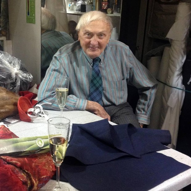 John Boyd menjadi perancang topi untuk Putri Diana beserta ibu dan neneknya