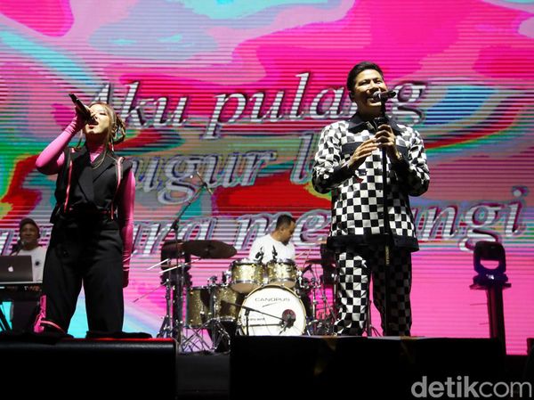 Meriah... Laleilmanino Boyong Tiara Andini hingga JKT48 di We The Fest 2022