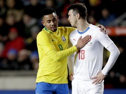 Gabriel Jesus, penyerang Brasil yang kini sedang bersinar di Arsenal, juga pernah dihadapi Kudela di laga bersama Timnas Republik Ceko. (Foto: Cees van Hoogdalem/Soccrates/Getty Images)