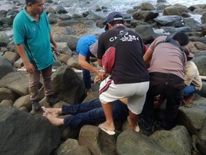 Pemancing Asal Jakarta Jatuh di Tebing Pantai Semeti Ditemukan Tewas