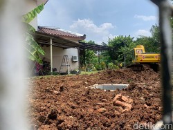 Got Antibanjir di Duren Sawit Terus Dikerjakan, Alat Berat Dikerahkan