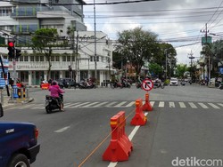 Rambu Dilarang Belok Kanan di Kayutangan Kota Malang Bikin Salfok
