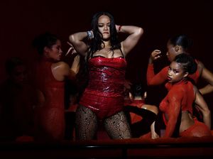 Rihanna Menuju Halftime Show Super Bowl Rihanna Menuju Halftime Show Super Bowl