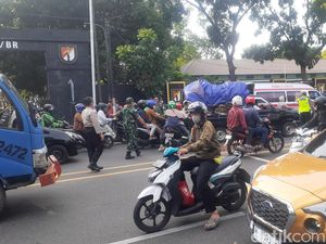 Kecelakaan di Jalan Depan Markas Yonif Raider Semarang, 1 Pemotor Tewas