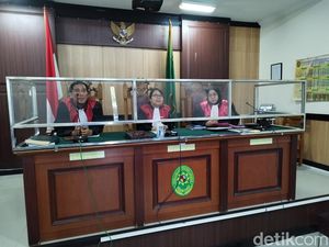 Terdakwa Pelecehan Seksual di Sidayu Gresik Akan Dituntut Pekan Depan Terdakwa Pelecehan Seksual di Sidayu Gresik Akan Dituntut Pekan Depan