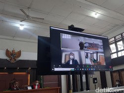 Didakwa Terima Suap Dinas PUPR Muba, AKBP Dalizon Dituntut 4 Tahun Penjara