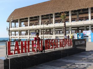 Kenangan Manis Saat Santai Sore di Kota Lama Kupang