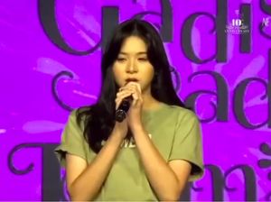 Klarifikasi Lengkap Zee JKT48 Usai Kepergok Isap Pod Vape Klarifikasi Lengkap Zee JKT48 Usai Kepergok Isap Pod Vape