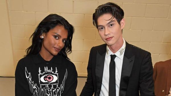 Bright Vachirawit dan Simone Ashley Akrab Banget!