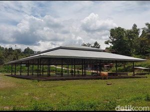 Pasar di Enrekang Habiskan APBD Rp 1 M-Tak Difungsikan gegara Dekat Kuburan