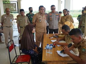 BLT BBM Disunat di Blora, Bupati: untuk Bangun Musala Kantor Desa BLT BBM Disunat di Blora, Bupati: untuk Bangun Musala Kantor Desa