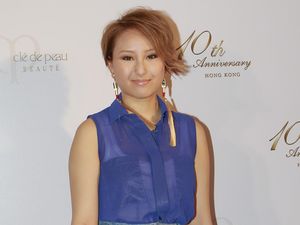 2 Cewek Pemberontak di Keluarga Taipan