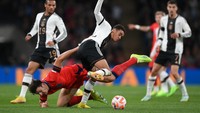 Inggris vs Jerman tersaji dalam matchday terakhir League A Grup 3, Selasa (27/9/2022) dini hari WIB. The Three Lions sempat tertinggal dua gol lebih dulu karena blunder Harry Maguire. (Foto: Getty Images/Shaun Botterill)