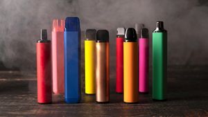 Cukai Rokok Elektrik Naik, Lihat Lagi Efek Nge-vape ke Paru-paru
