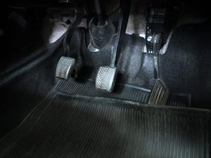 Kecelakaan Gegara Karpet Mobil Masih Terjadi, Begini Cara Pilih Karpet yang Aman Kecelakaan Gegara Karpet Mobil Masih Terjadi, Begini Cara Pilih Karpet yang Aman